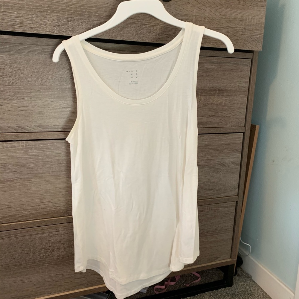 white tank